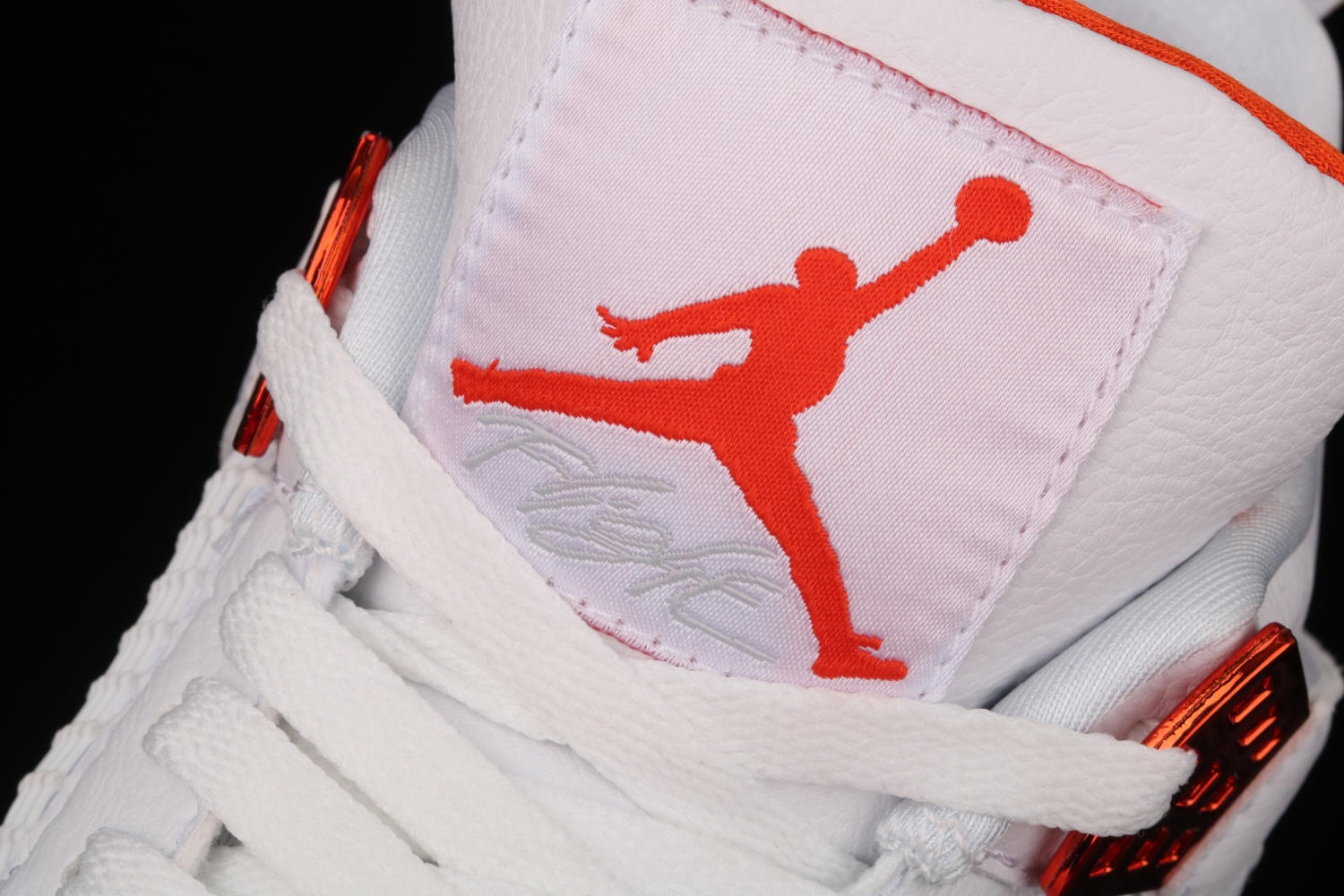 Jordan 4 Retro Metallic Orange CT8527-118