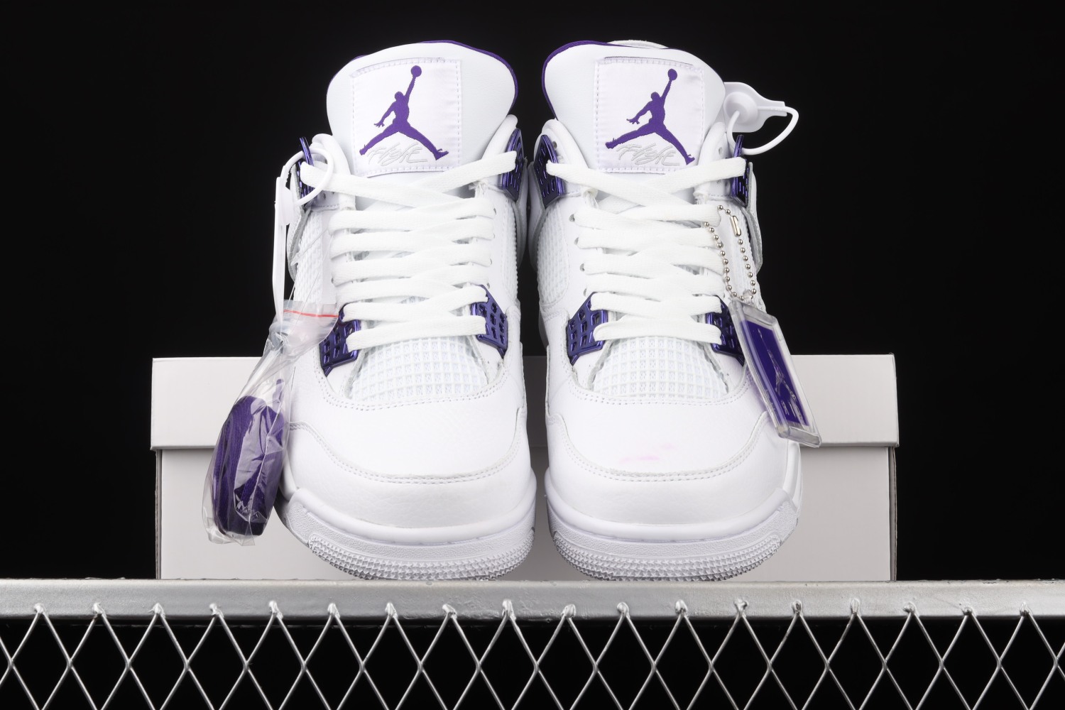 Jordan 4 Retro Metallic Purple CT8527-115