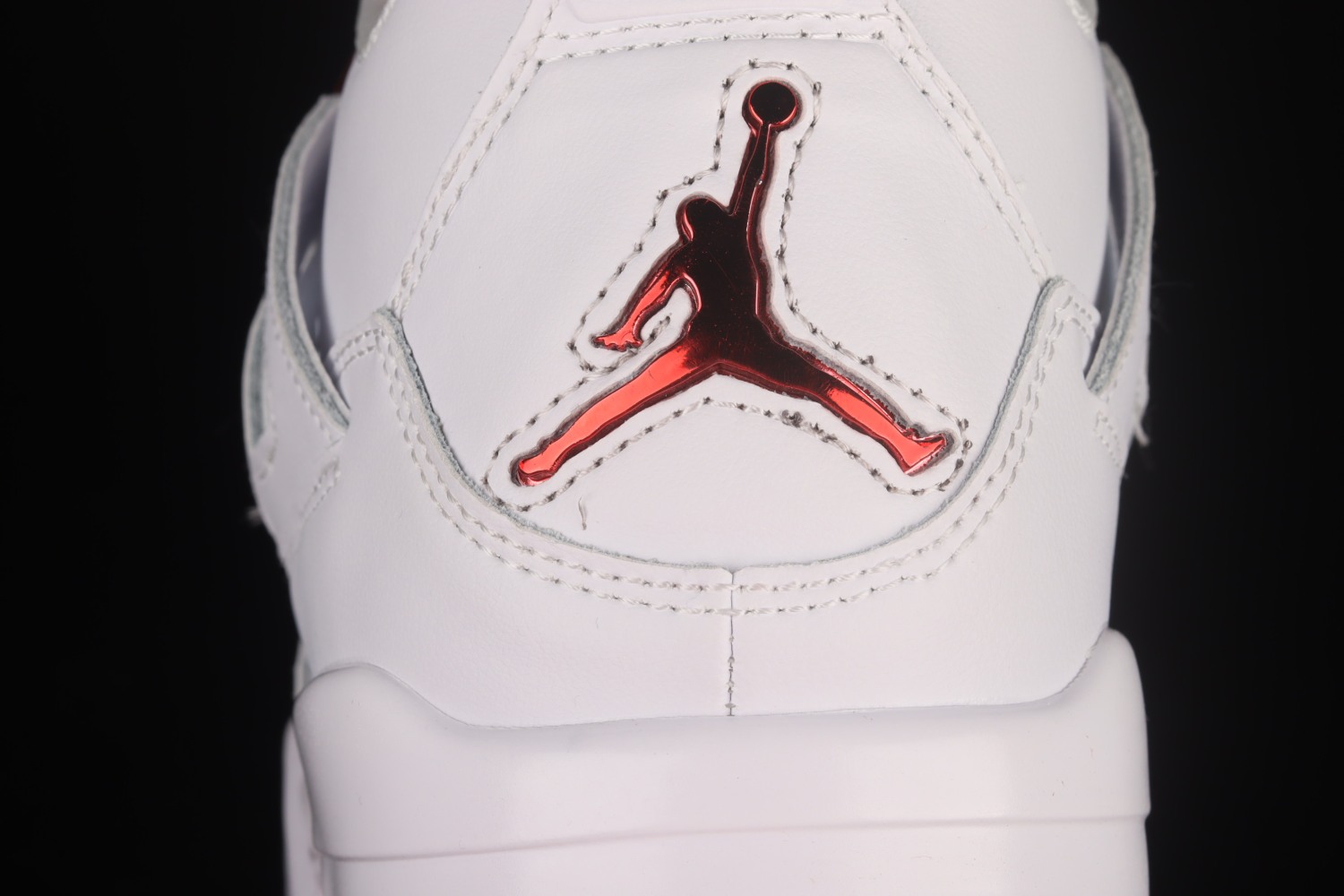 Jordan 4 Retro Metallic Red CT8527-112