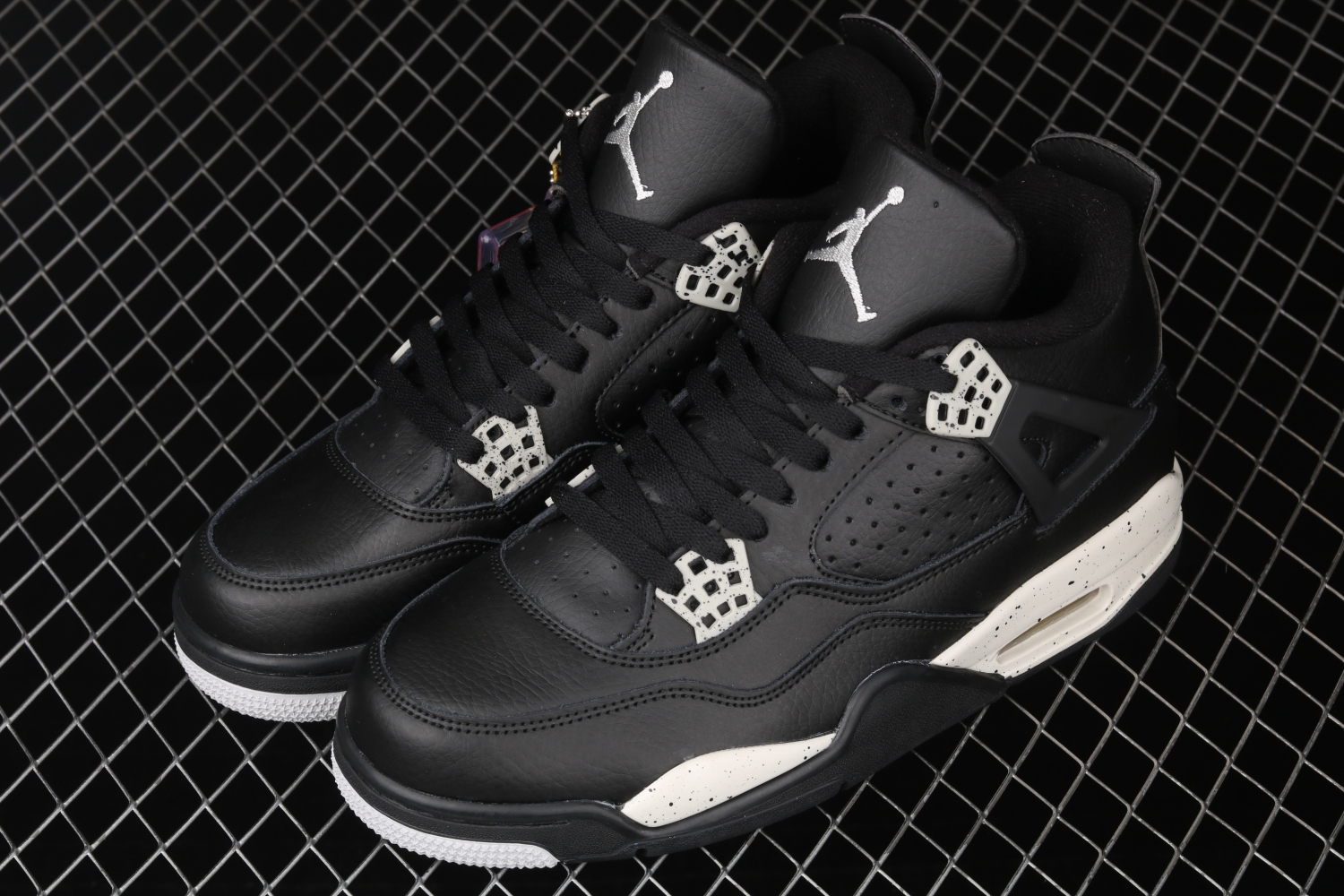 Jordan 4 Retro Oreo (2015) 314254-003