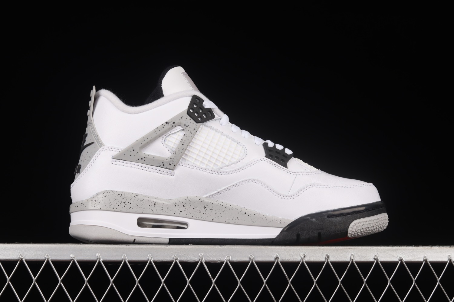 Jordan 4 Retro White Cement (2016) 840606-192