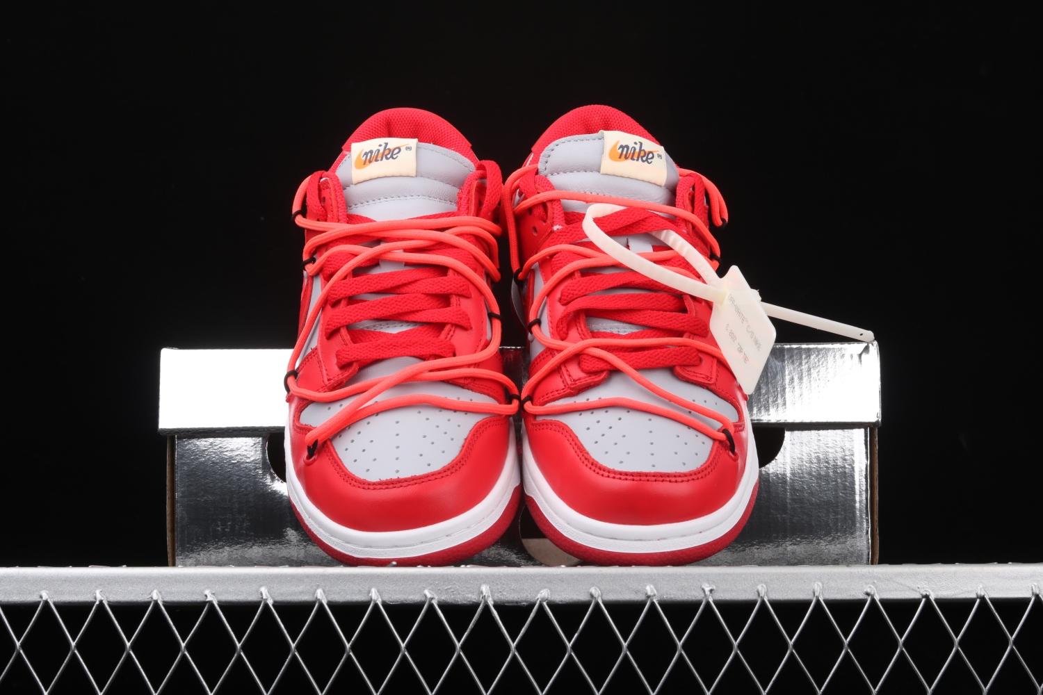 Nike Dunk Low Off-White University Red  CT0856-600