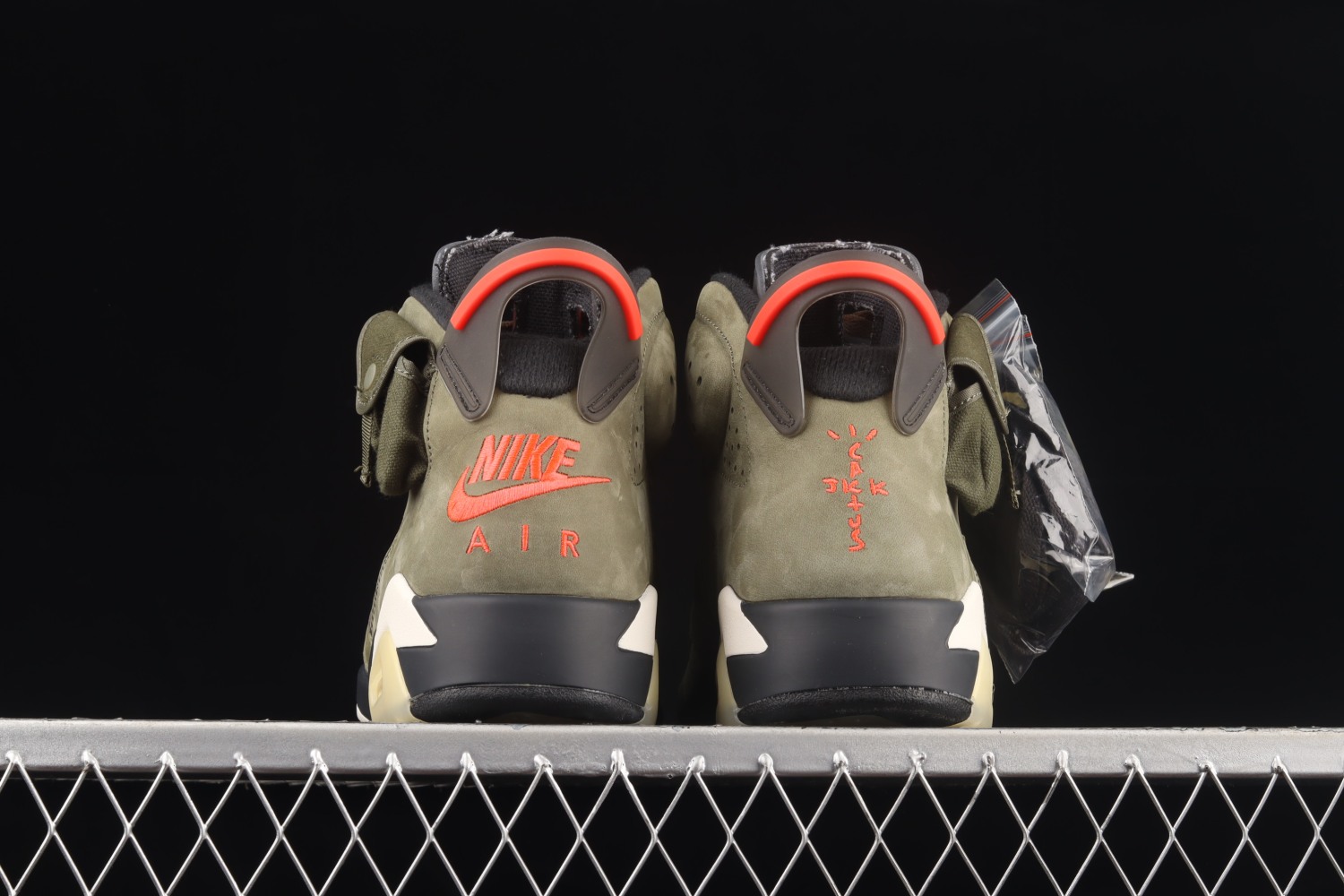 Jordan 6 Retro Travis Scott CN1084-200