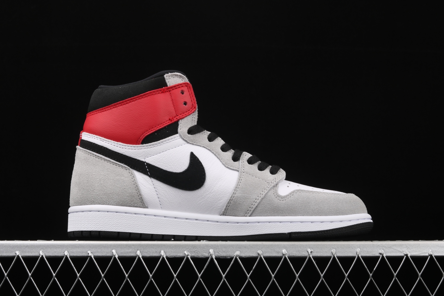 Jordan 1 Retro High Light Smoke Grey 555088-126