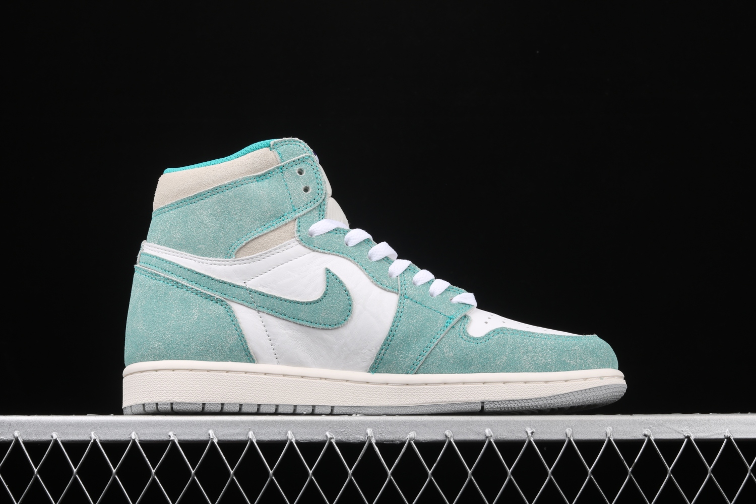 Air Jordan 1 High OG“Turbo Green” 555088-311