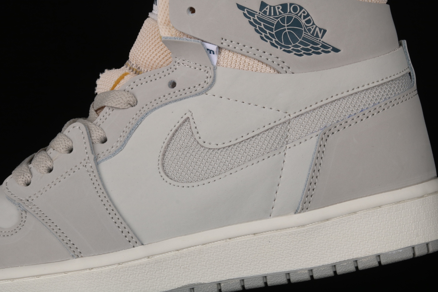 Jordan 1 High Zoom Air CMFT London DH4268-001