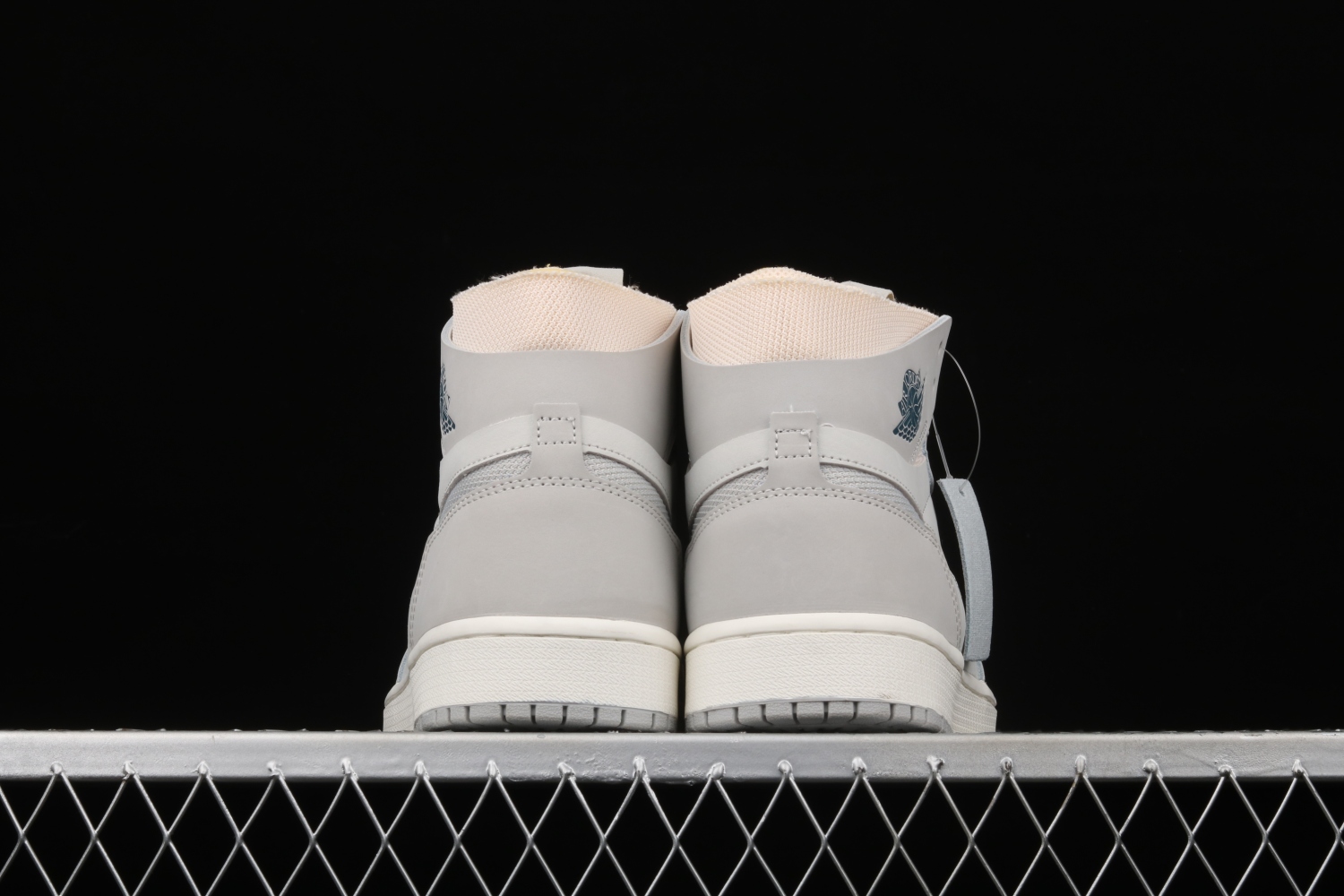 Jordan 1 High Zoom Air CMFT London DH4268-001