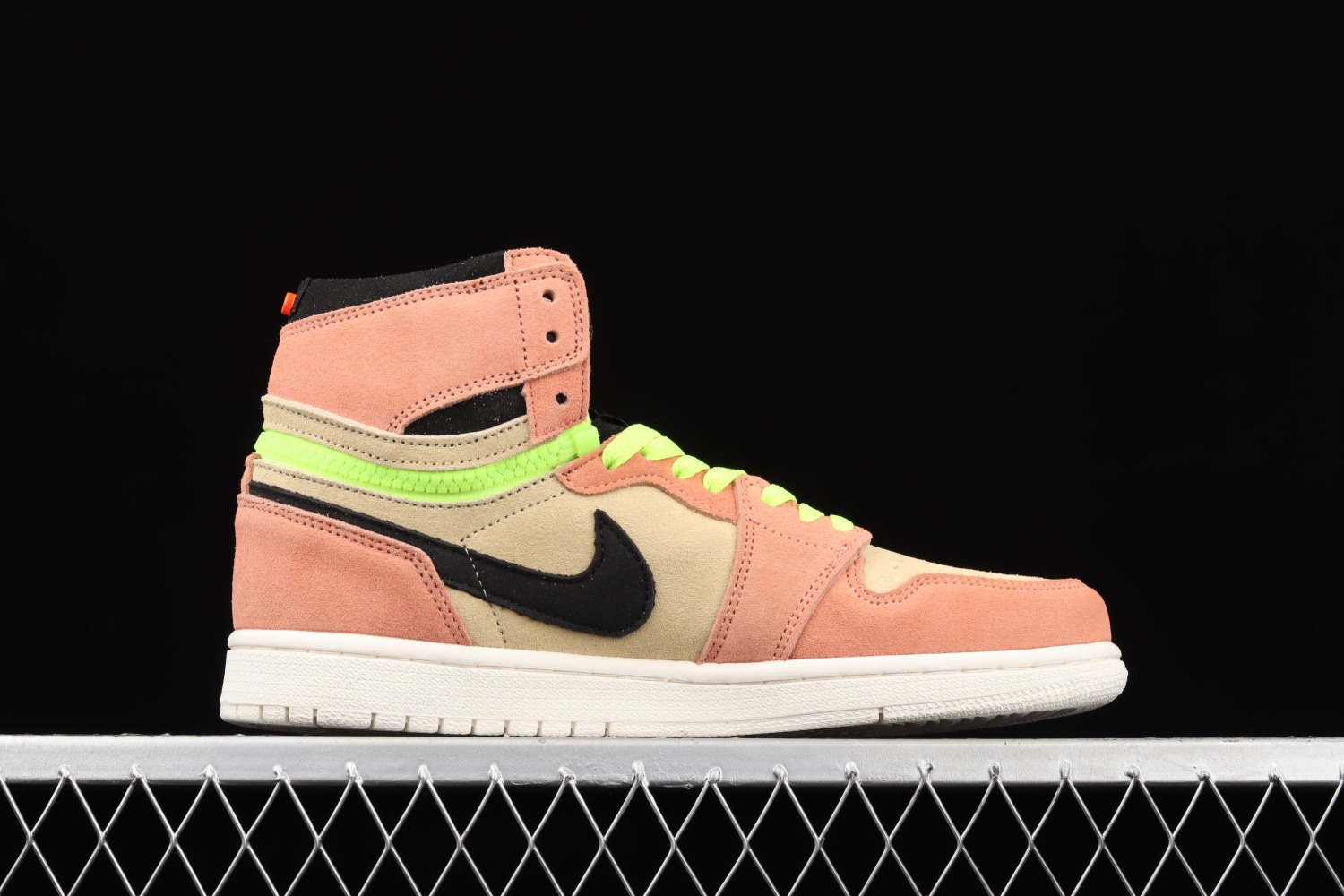 Jordan 1 High Switch Peach CW6576-800