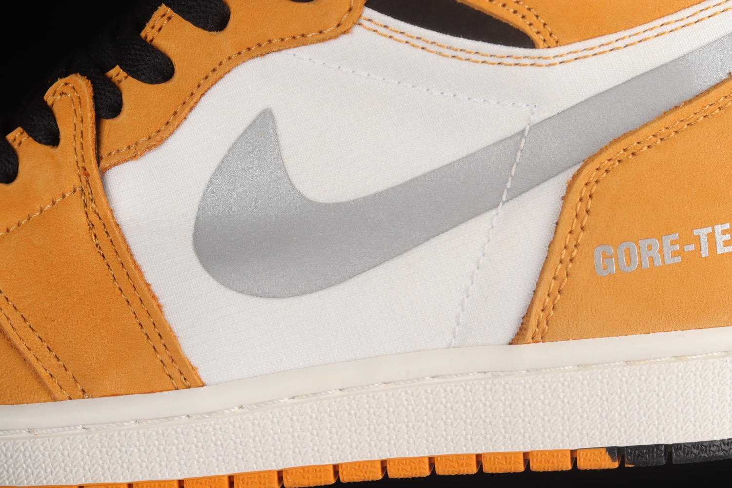 Jordan 1 High Element Gore-Tex Light Curry DB2889-700