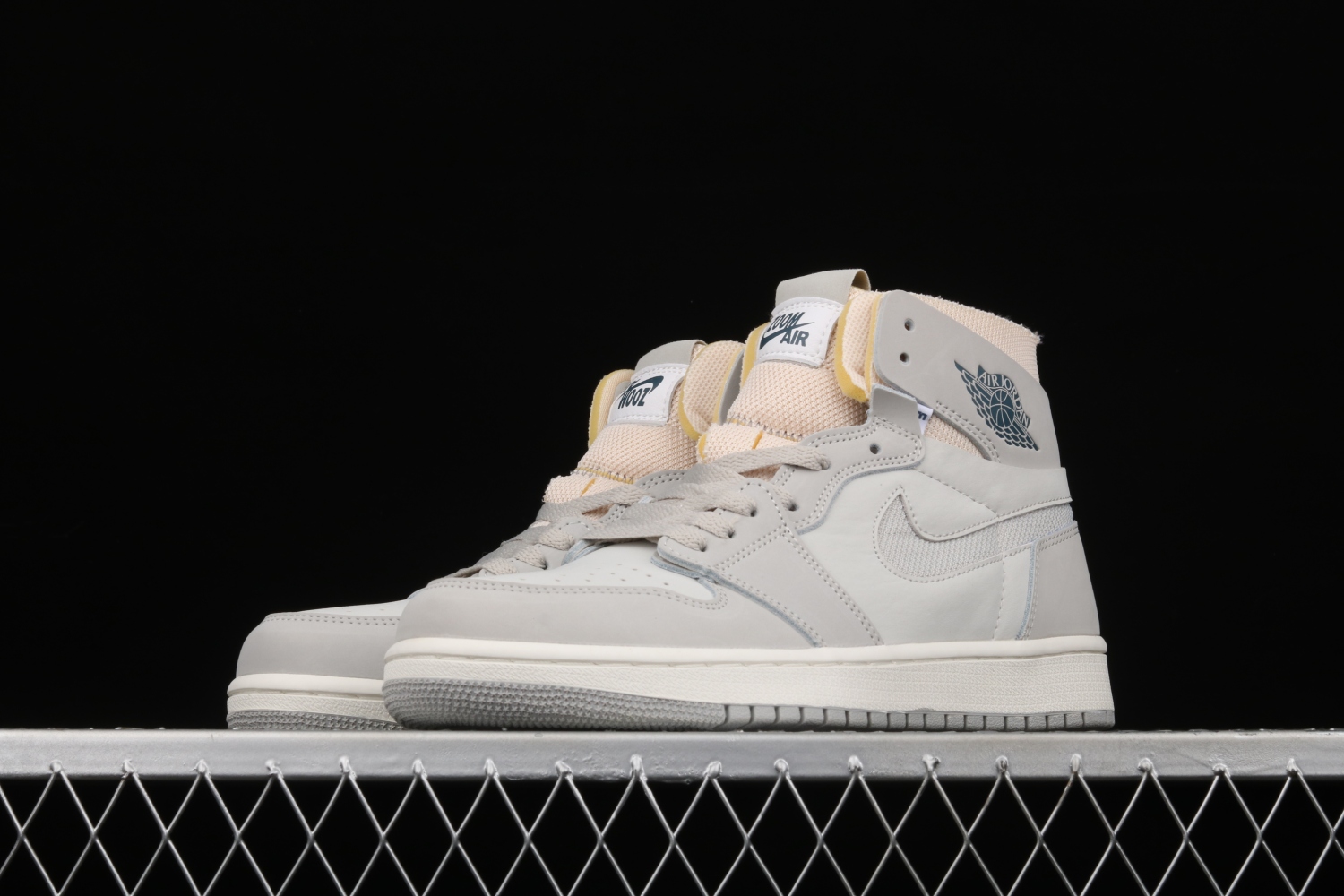 Jordan 1 High Zoom Air CMFT London DH4268-001