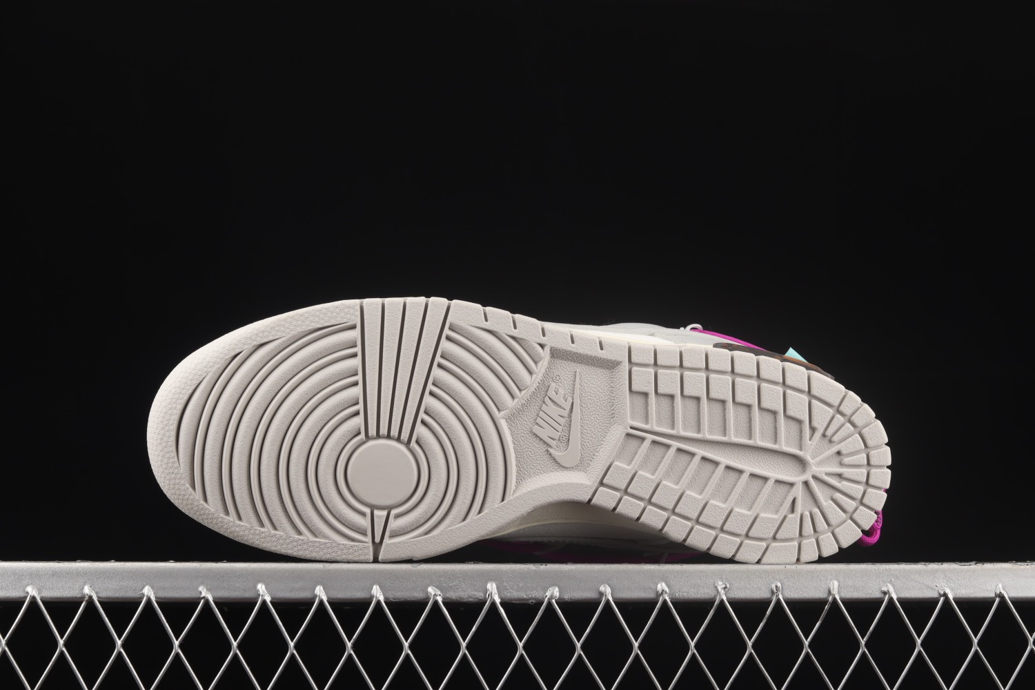 Nike Dunk Low Off-White Lot 28 DM1602-111