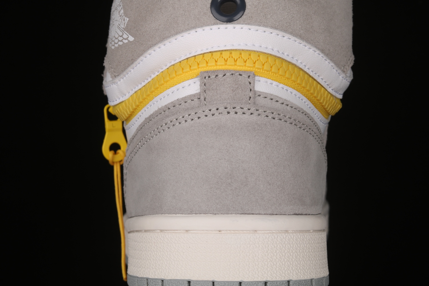 Jordan 1 High Switch Light Smoke CW6576-100