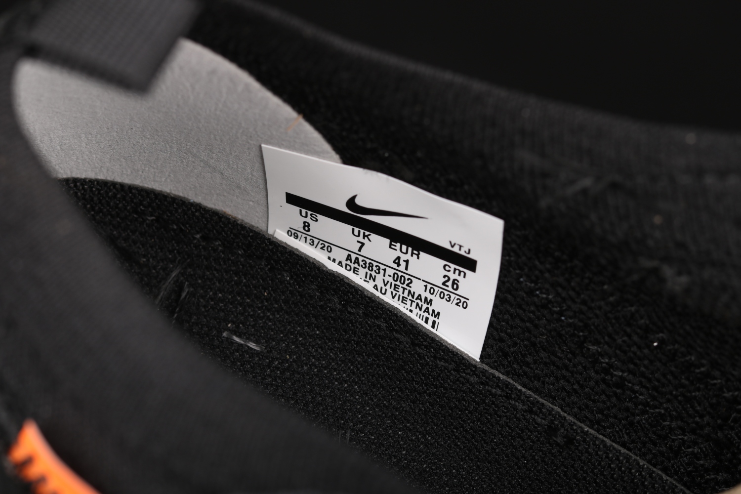 OFF-WHITE x Nike Air VaporMax 2.0 AA3831-002