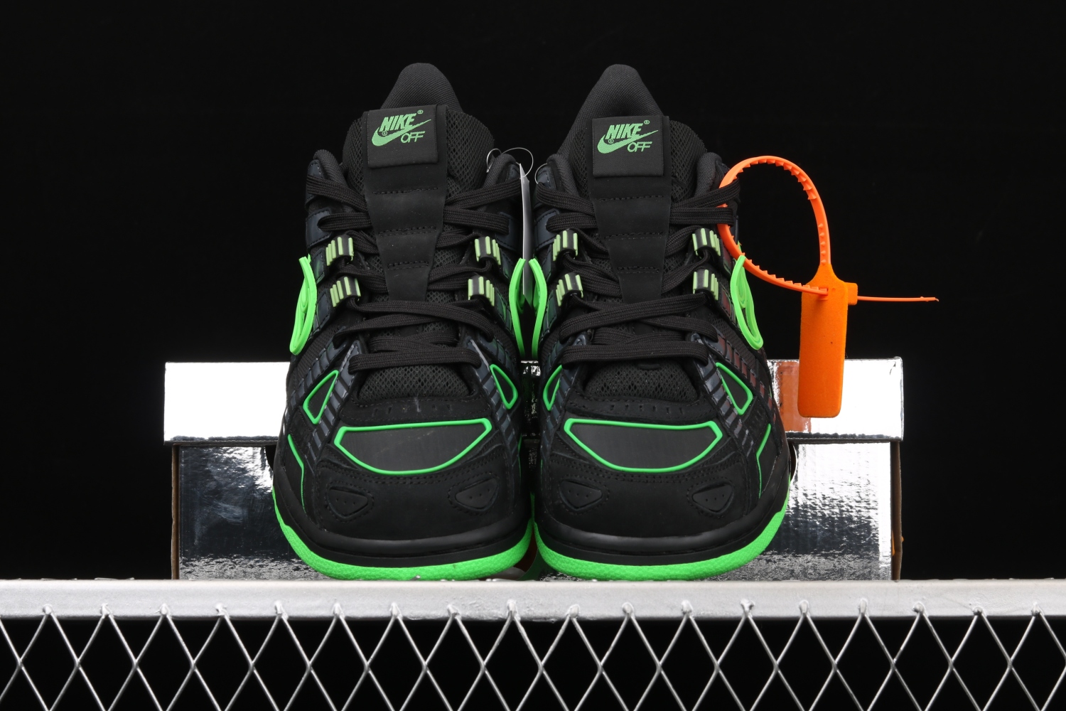Nike Air Rubber Dunk Off-White Green Strike CU6015-001