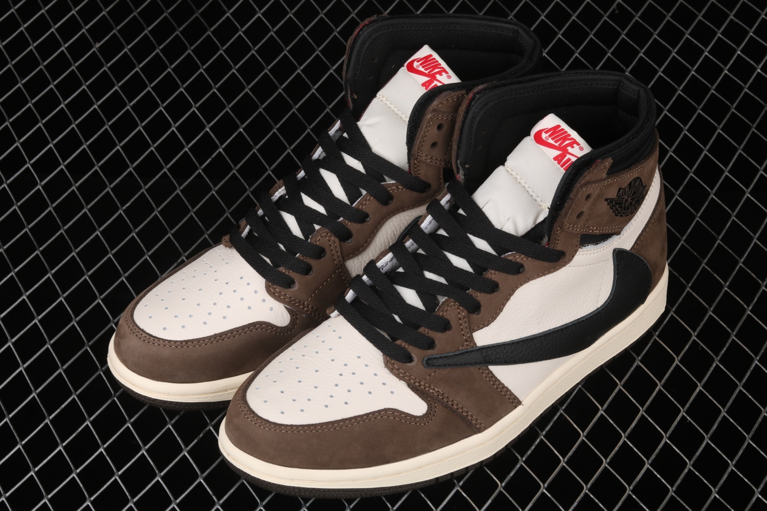 Jordan 1 Retro High Travis Scott CD4487-100