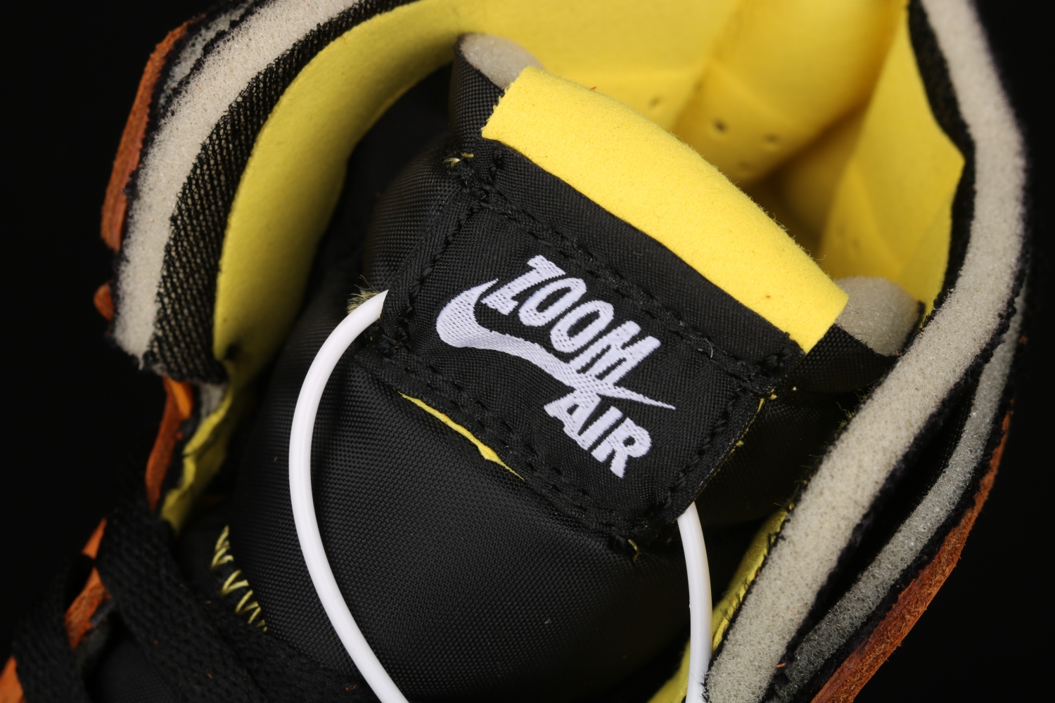 Jordan 1 High Zoom Air CMFT Black Monarch CT0978-002