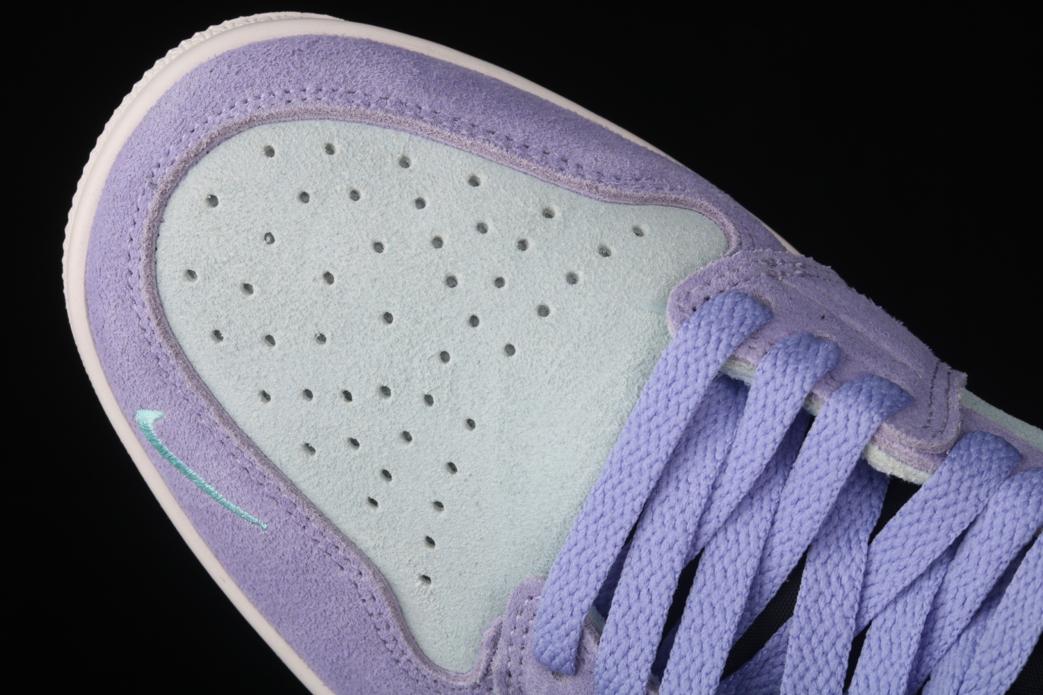 Jordan 1 High Switch Purple Pulse CW6576-500