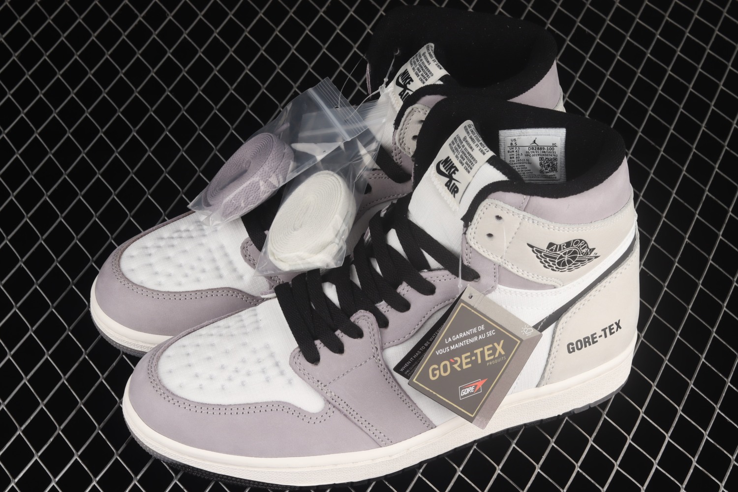 Jordan 1 High Element Gore-Tex Light Bone DB2889-100