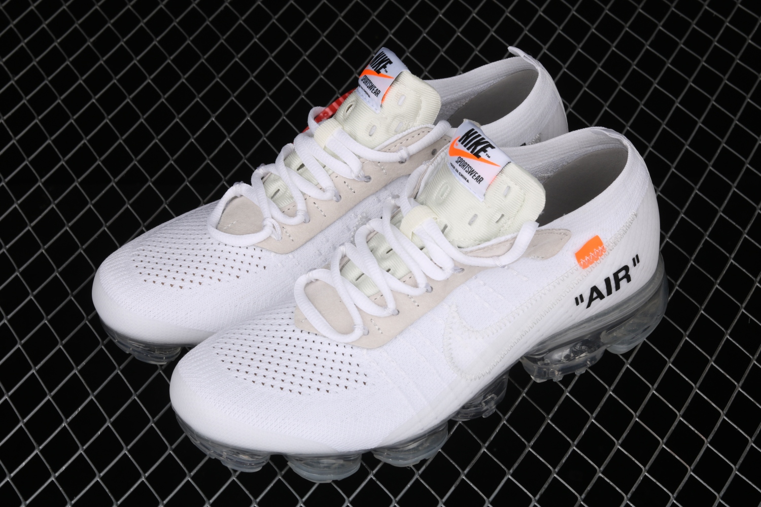 Nike Air VaporMax Off-White (2018)  AA3831-100