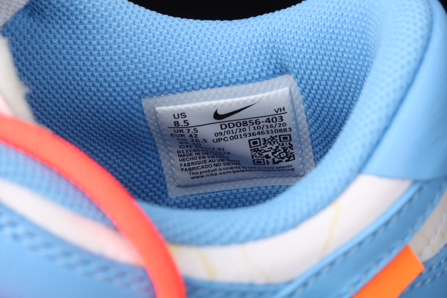 OFF-White x Futura xNike Dunk Low DD0856-403