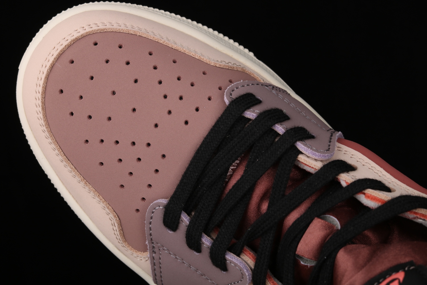 Jordan 1 High Zoom Air CMFT Canyon Rust (W) CT0979-602