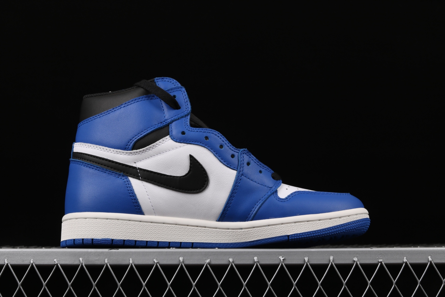 Jordan 1 Retro High Game Royal 555088-403