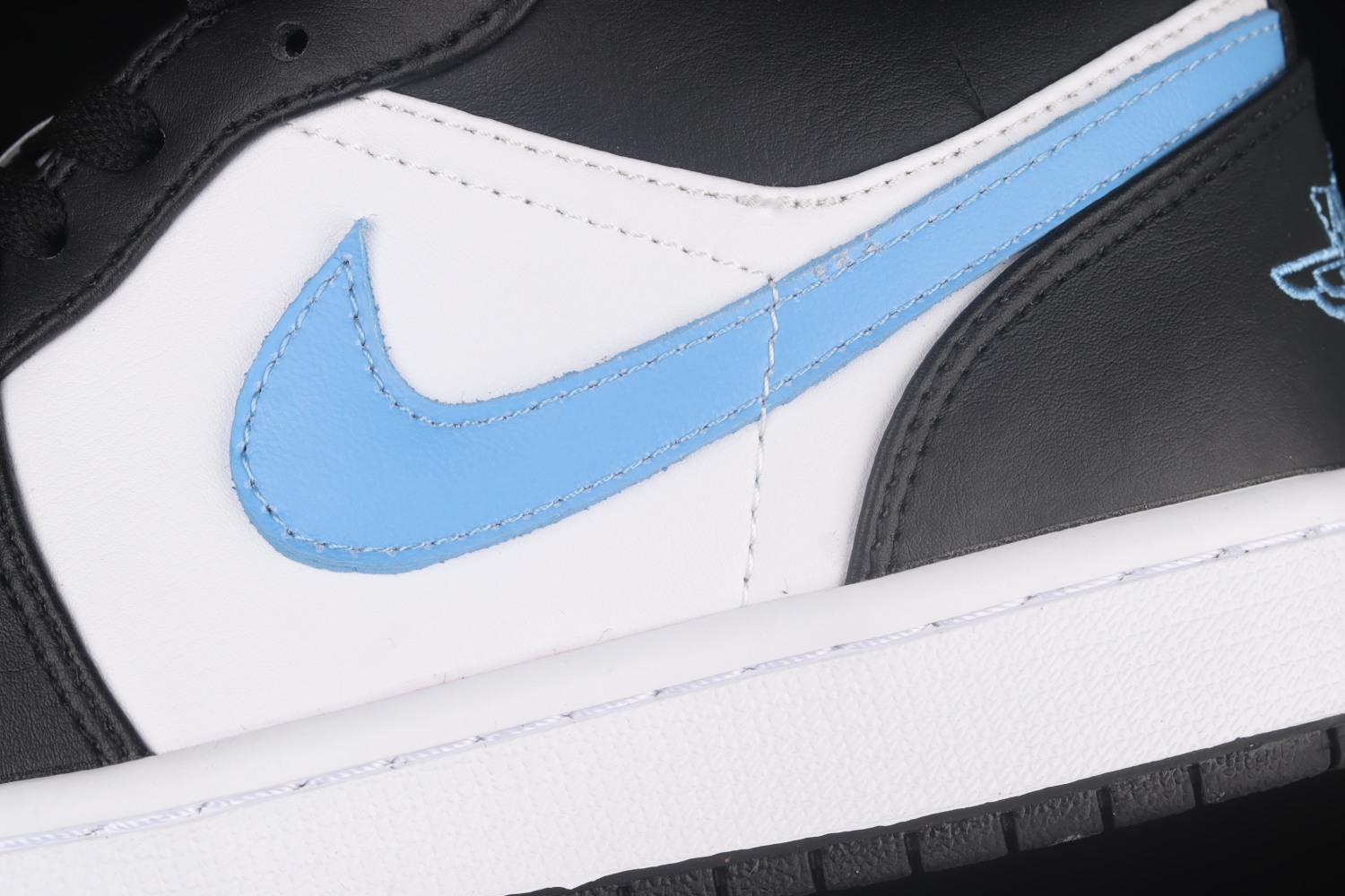 Jordan 1 Low Black University Blue White (W) DC0774-041