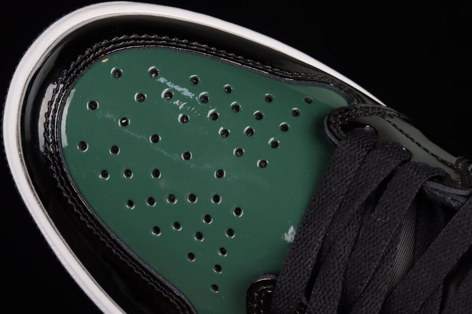 Jordan 1 Retro High SoleFly Art Basel Black AV3905-038