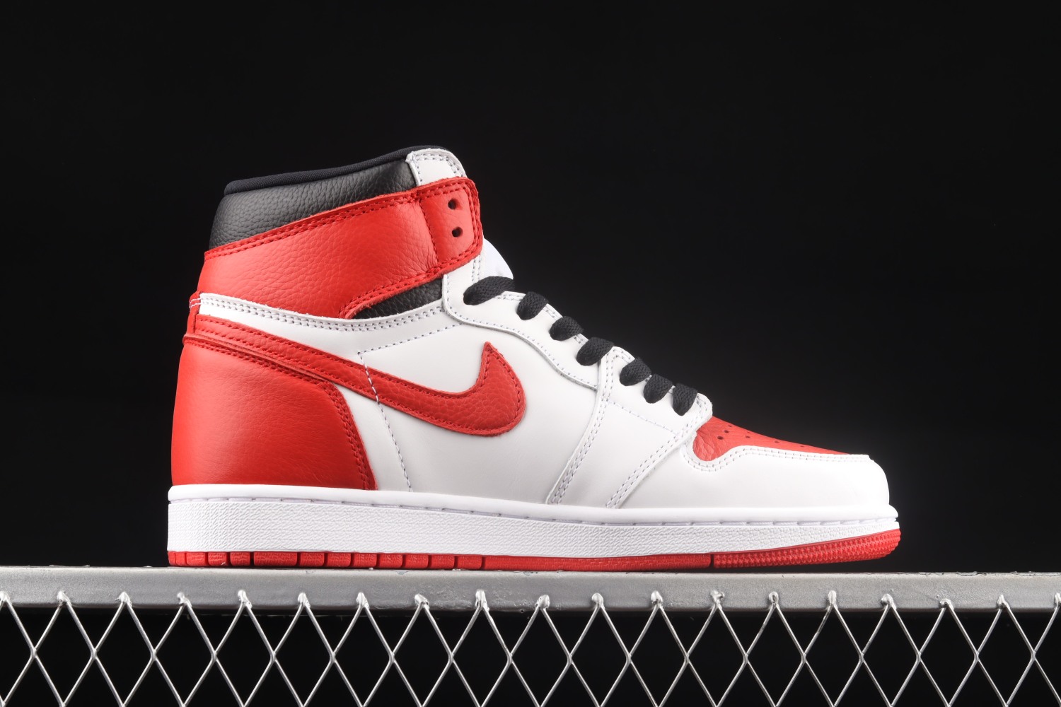Jordan 1 Retro High OG Heritage 555088-161