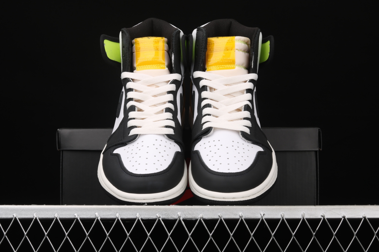 Jordan 1 Retro High White Black Volt University Gold 555088-118