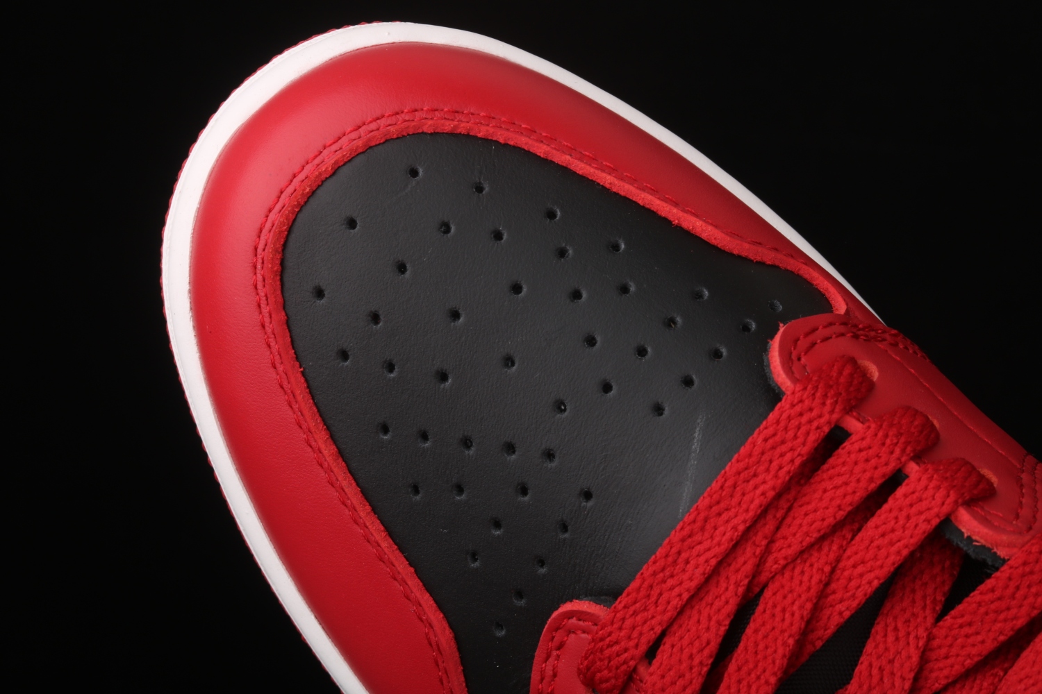Jordan 1 Retro High 85 Varsity Red BQ4422-600