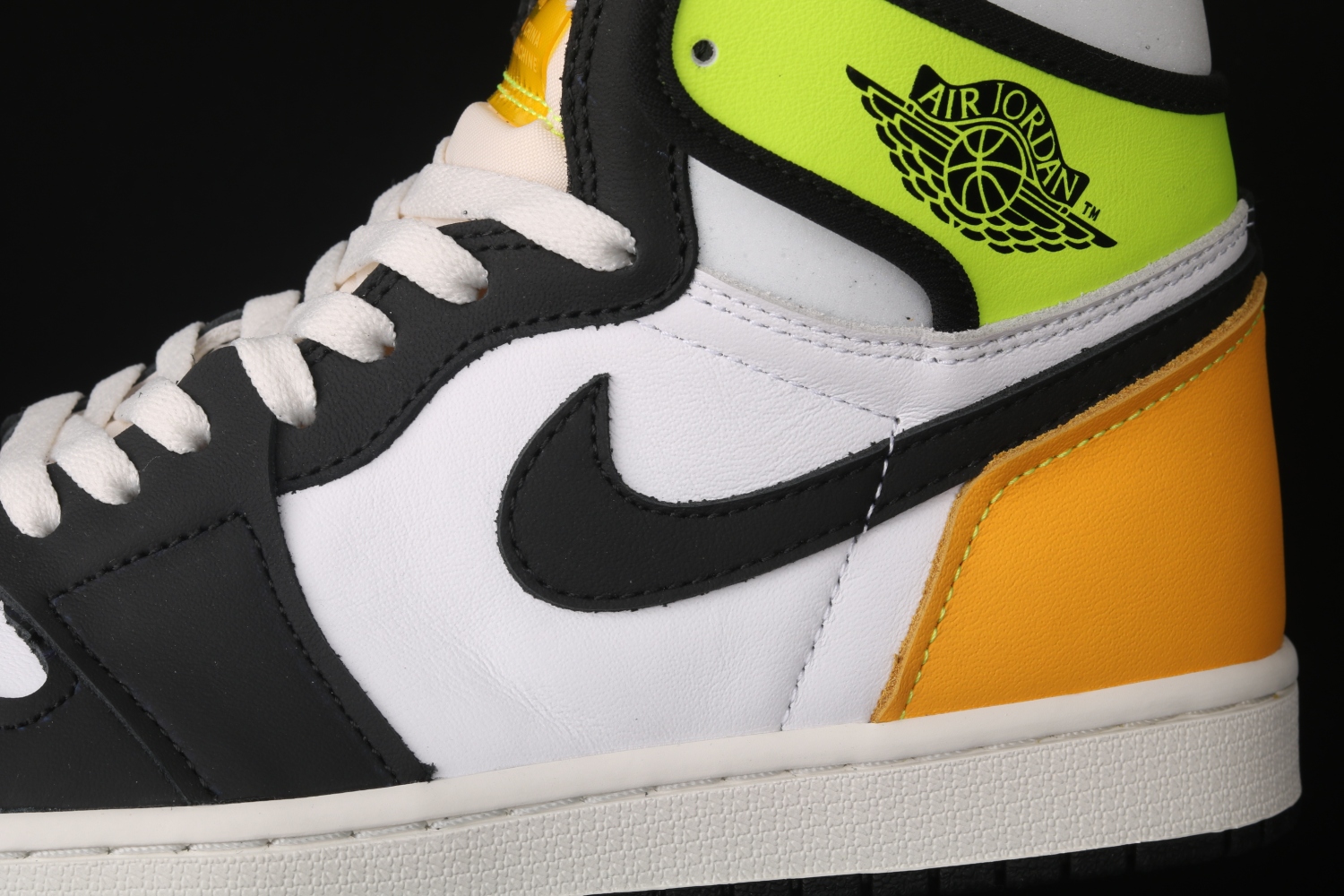 Jordan 1 Retro High White Black Volt University Gold 555088-118