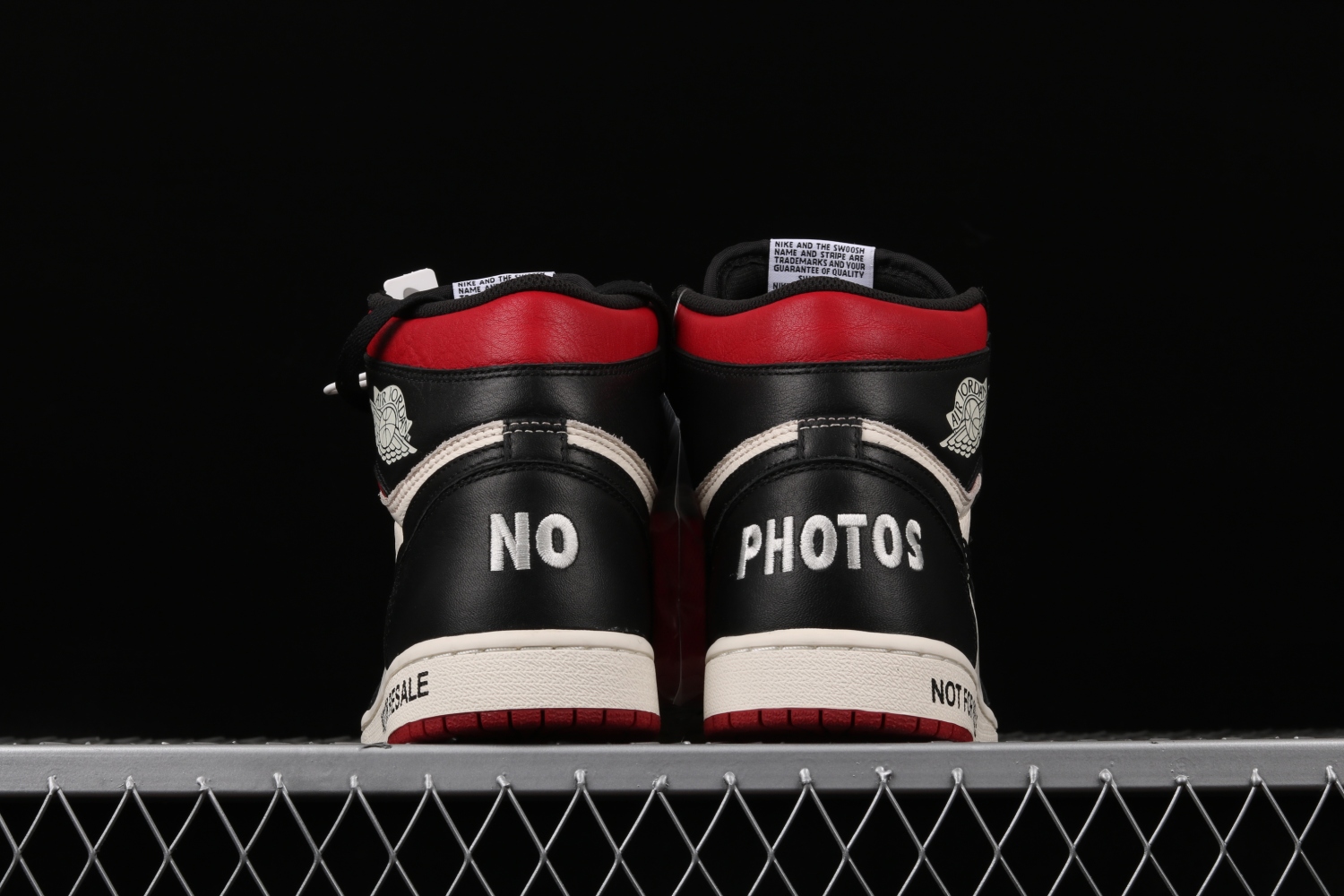 Jordan 1 Retro High  Not for Resale  Varsity Red 861428-106