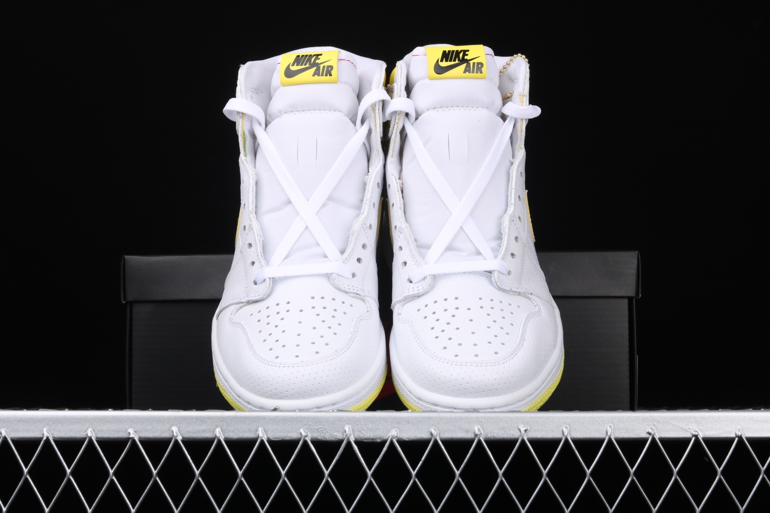 Jordan 1 Retro High First Class Flight 555088-170