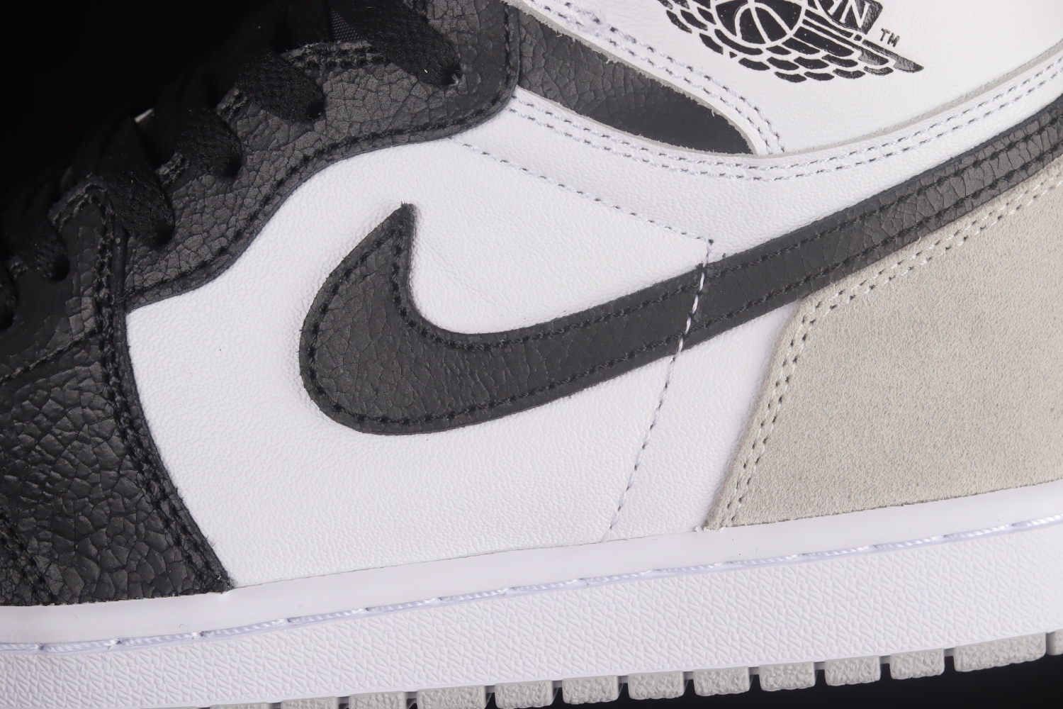 Jordan 1 Retro High OG Stage Haze 555088-108