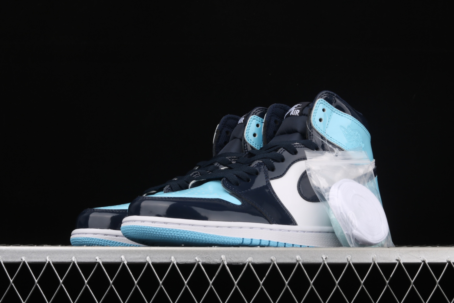 Jordan 1 Retro High UNC Patent (W) CD0461-401