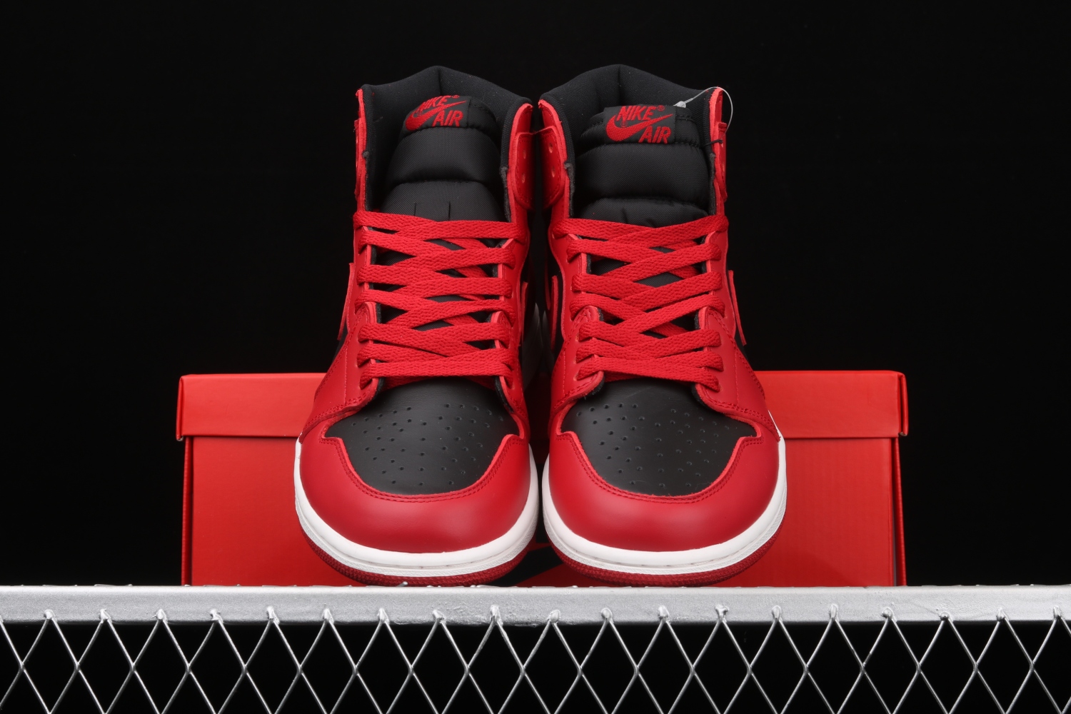 Jordan 1 Retro High 85 Varsity Red BQ4422-600