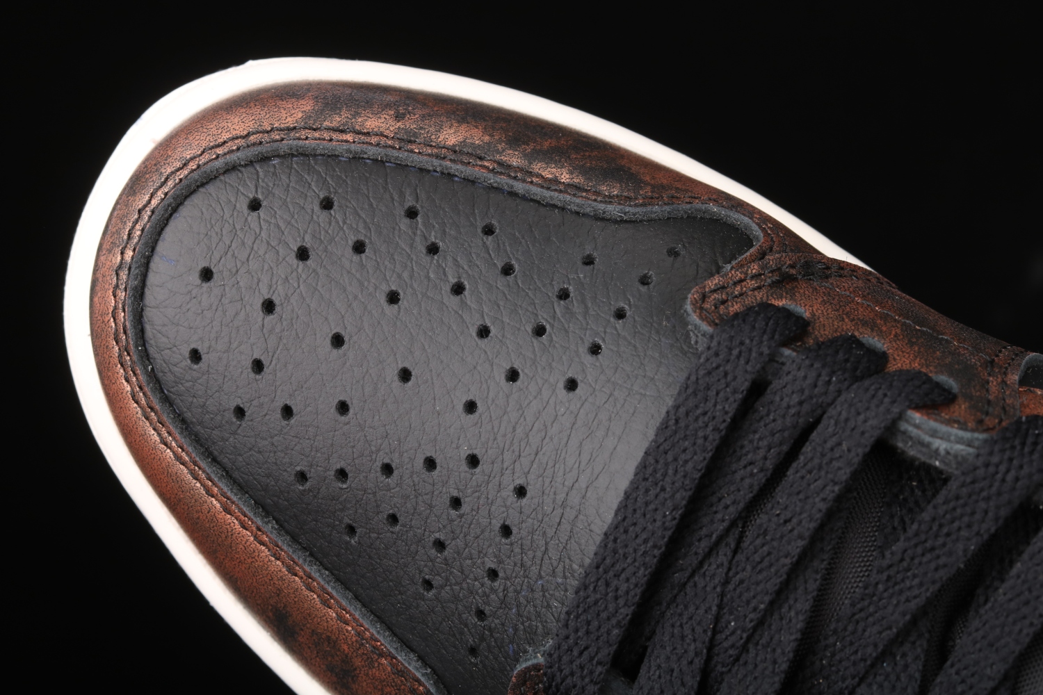Jordan 1 Retro High Light Army Rust Shadow Patina 555088-033