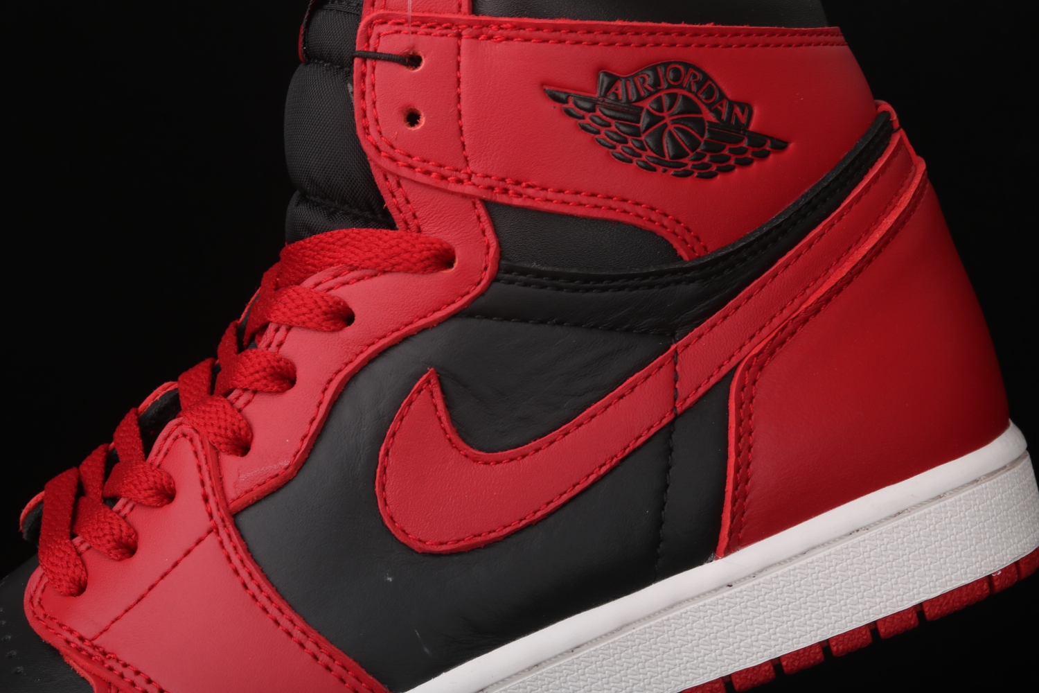Jordan 1 Retro High 85 Varsity Red BQ4422-600