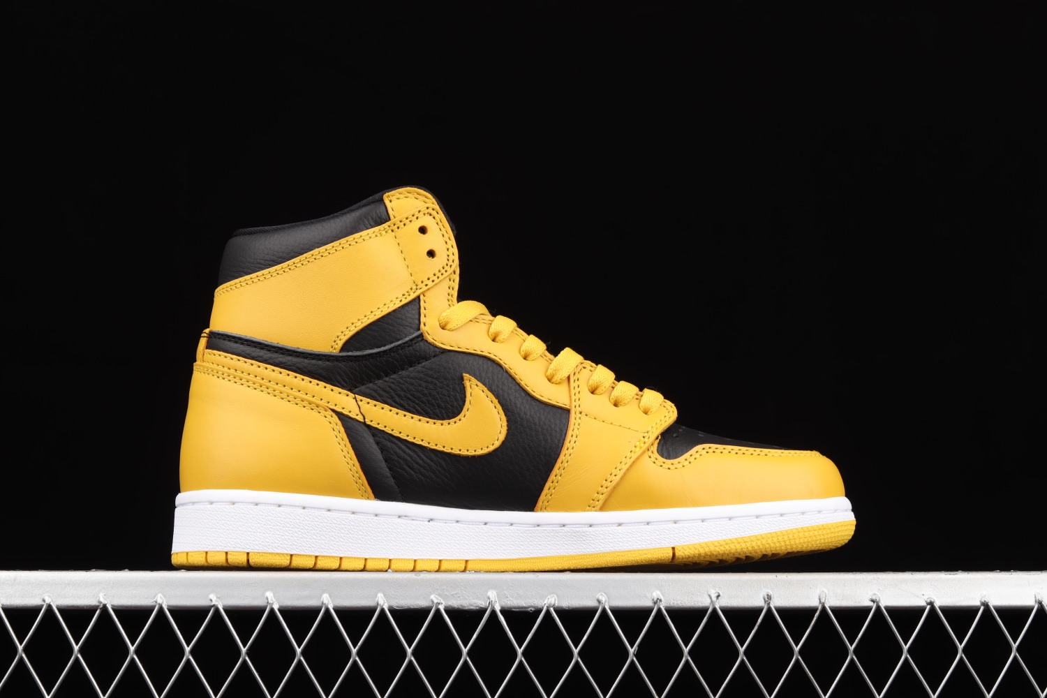 Jordan 1 Retro High Pollen 555088-701