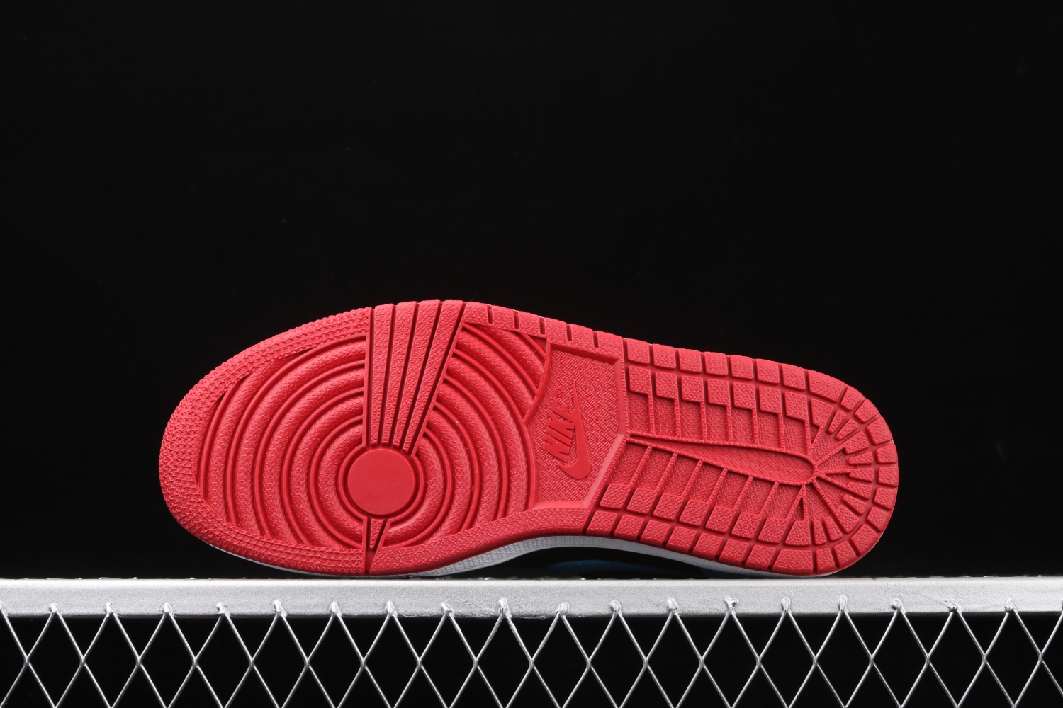 Jordan 1 Retro High NC to Chi Leather (W) CD0461-046