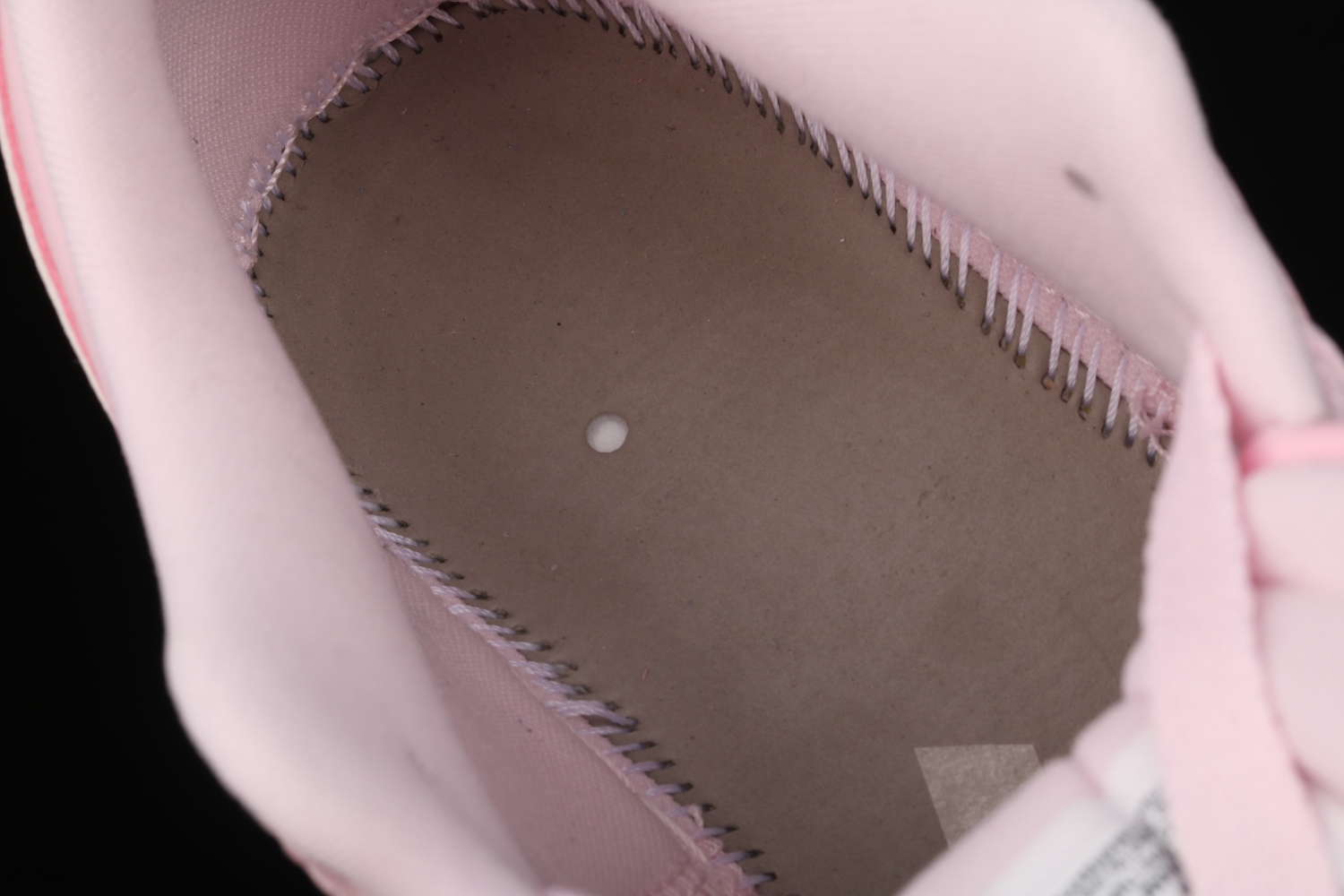 Jordan 1 Low Arctic Pink Gum (W) DC0774-601