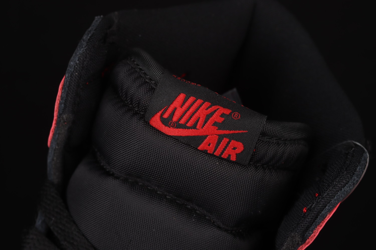 Jordan 1 Retro High OG Patent Bred 555088-063