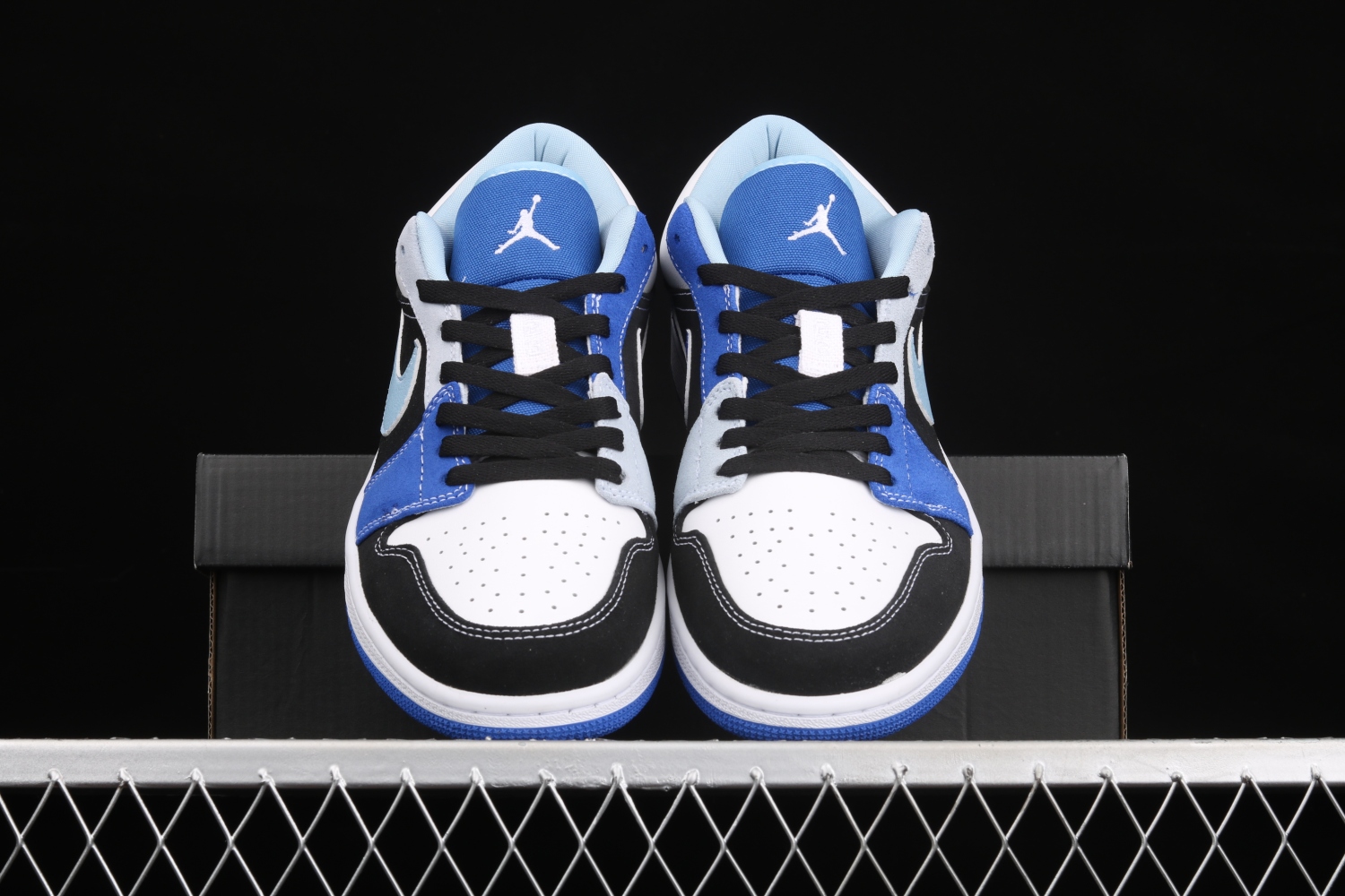Jordan 1 Low Black Blue White DH0206-400
