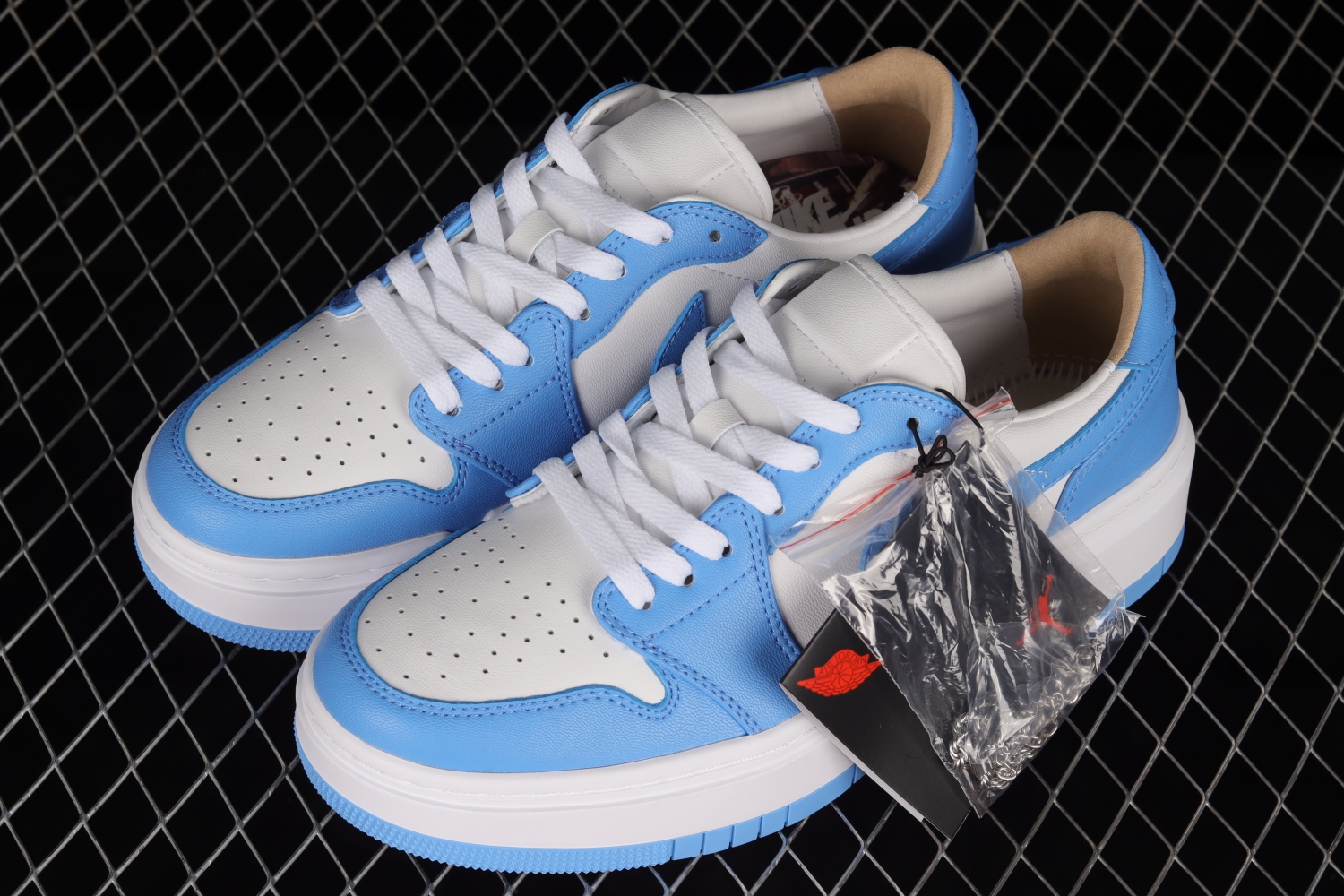 Jordan 1 Elevate Low SE University Blue (W) DQ3698-141