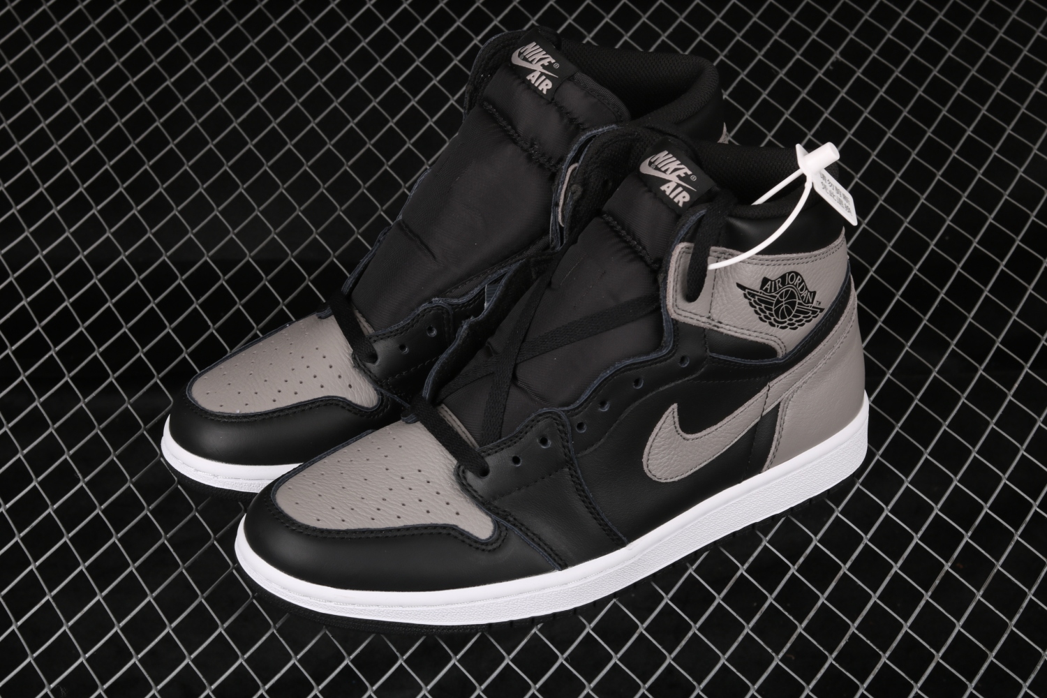 Jordan 1 Retro High Shadow (2018) 555088-013
