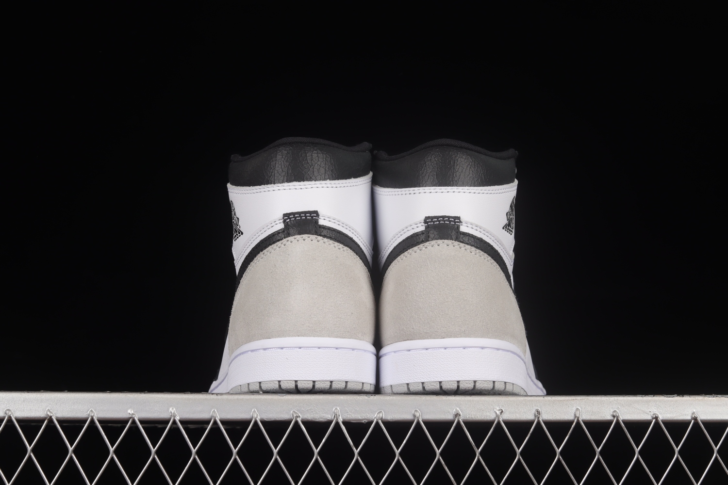Jordan 1 Retro High OG Stage Haze 555088-108