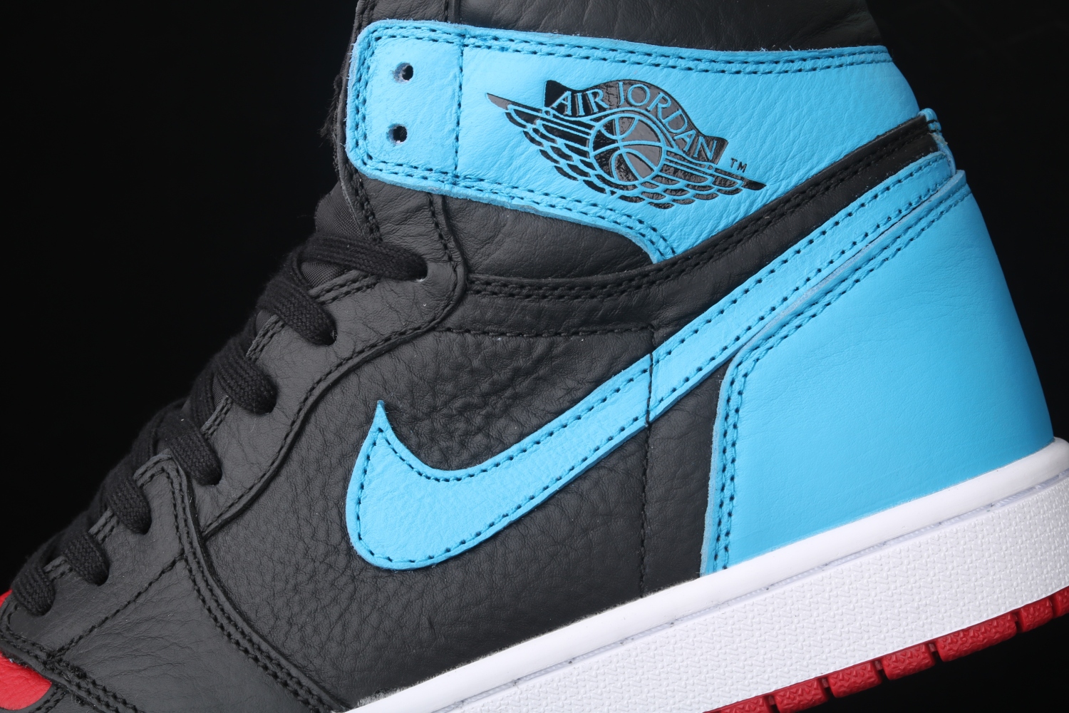Jordan 1 Retro High NC to Chi Leather (W) CD0461-046