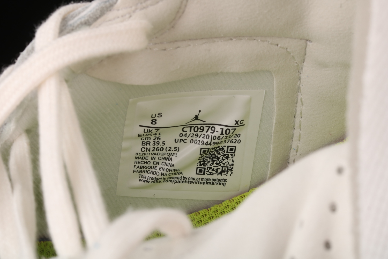 Jordan 1 High Zoom Air CMFT Pearl White (W) CT0979-107