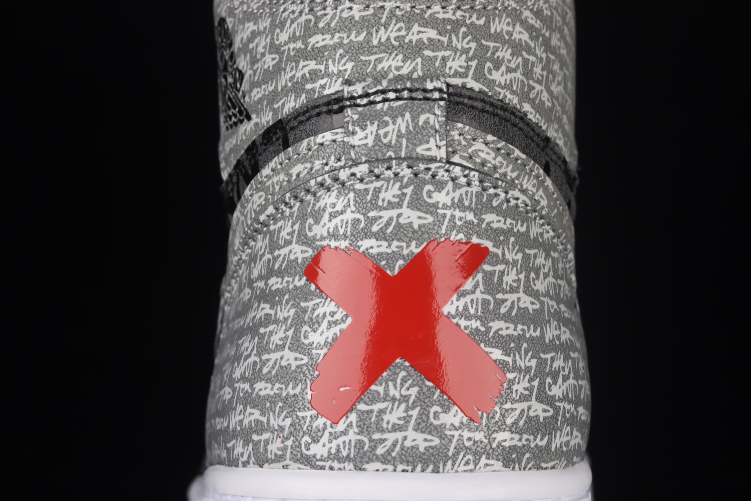 Jordan 1 Retro High OG Rebellionaire 555088-036